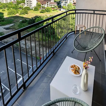 Downtown W Jacuzzi&terrace Parkview V4 Apartment *